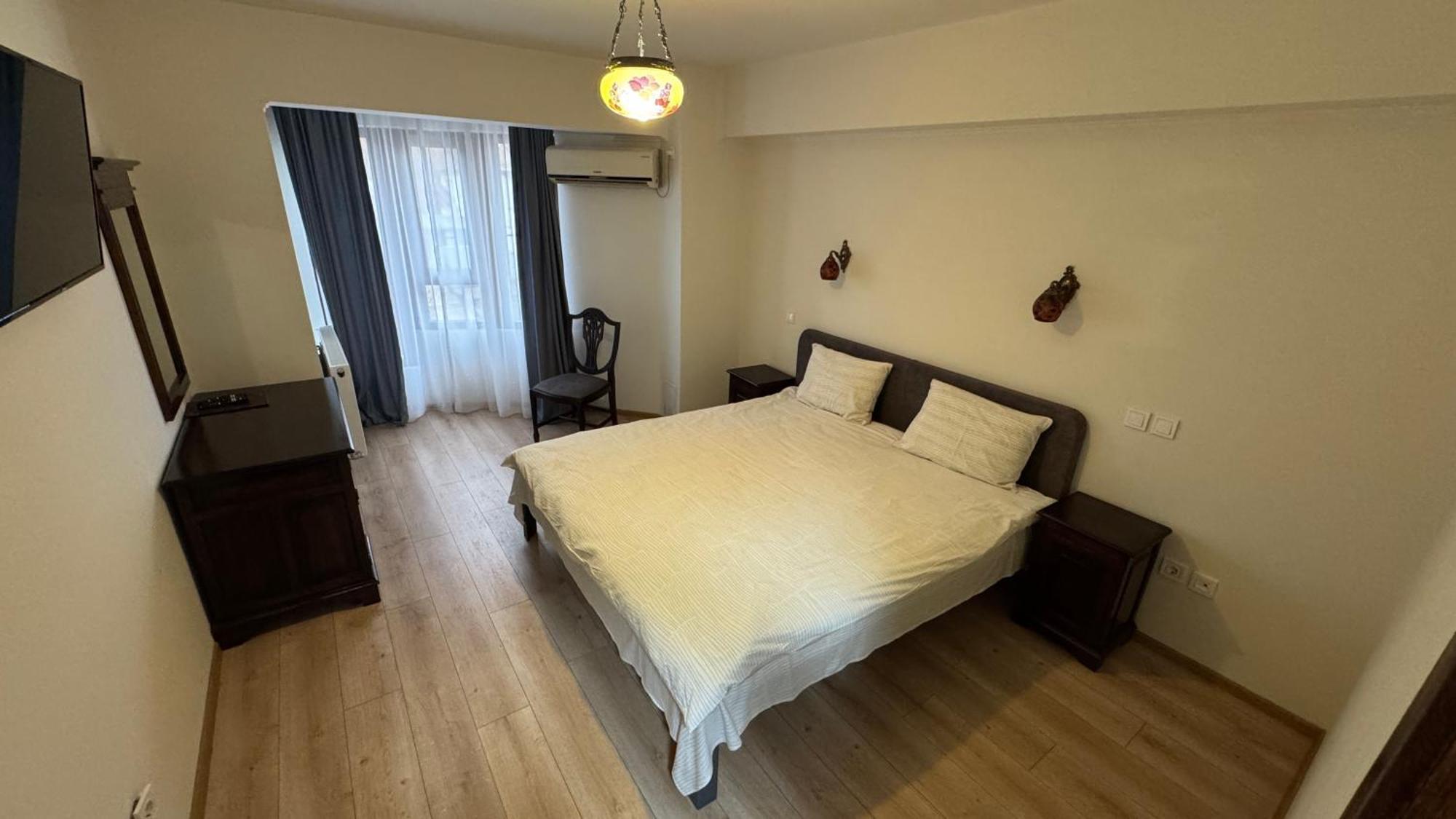 Hotel Majestic Jászvásár Kültér fotó